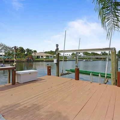 Boca Raton accommodations near waterfront in FL near 33486